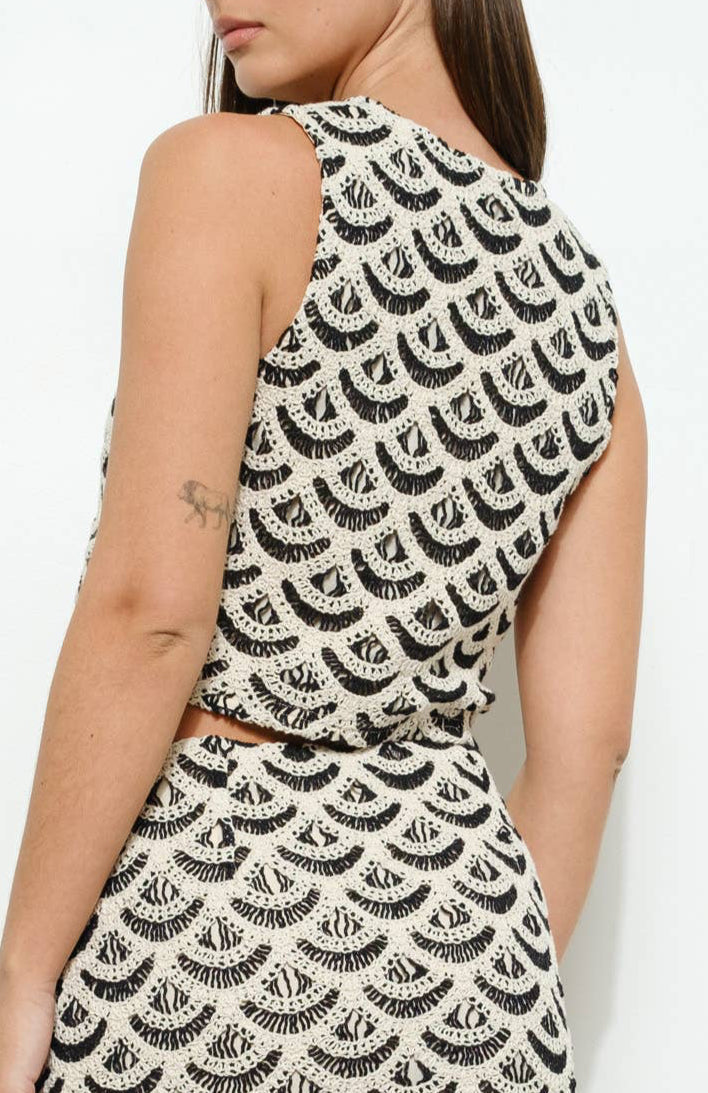 joni vest - black & ecru