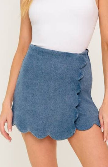 raya skort - light wash