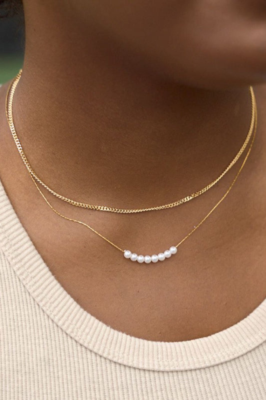 nina dainty pearl necklace - gold