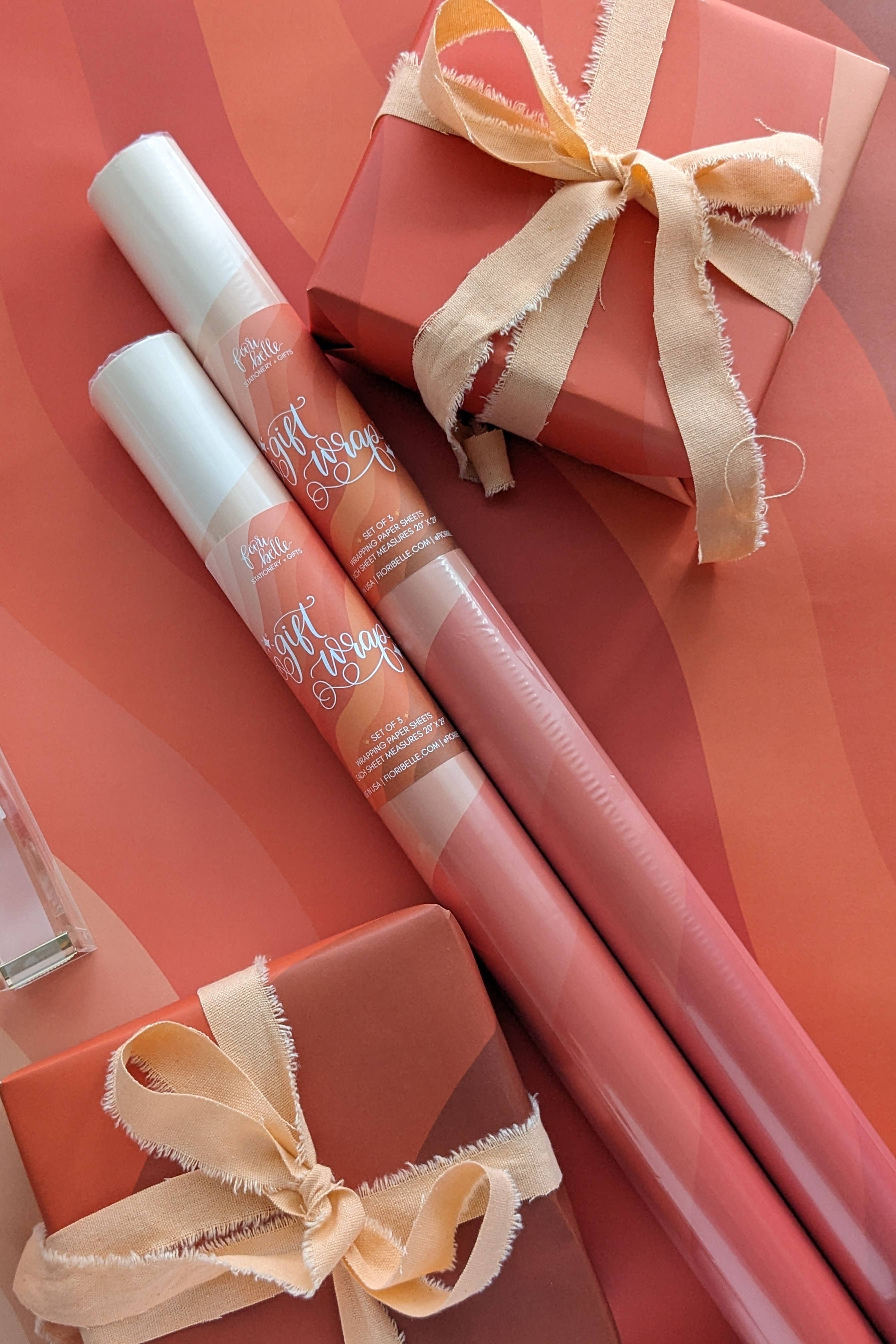 retro stripes - wrapping paper