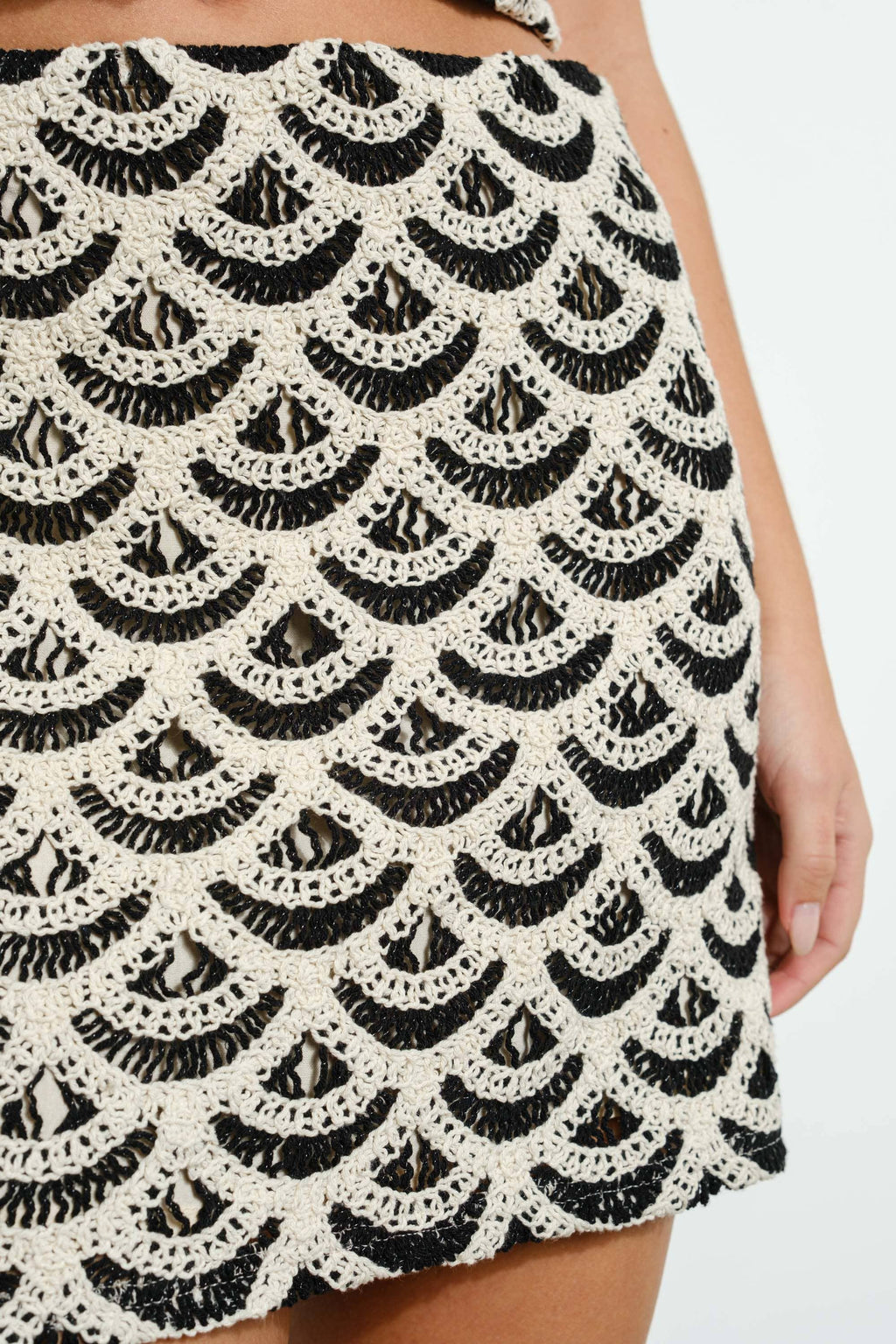 joni skirt - black & ecru (FINAL SALE)