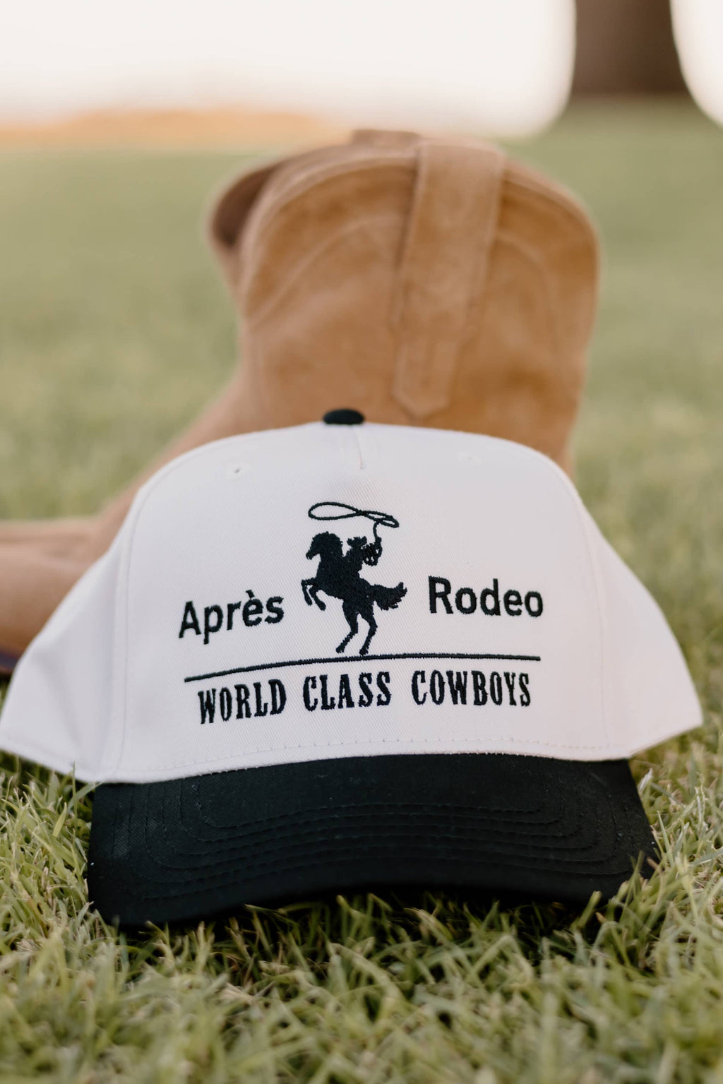 aprés rodeo two tone hat