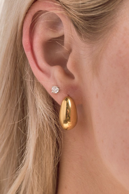 chunky teardrop hoops - gold