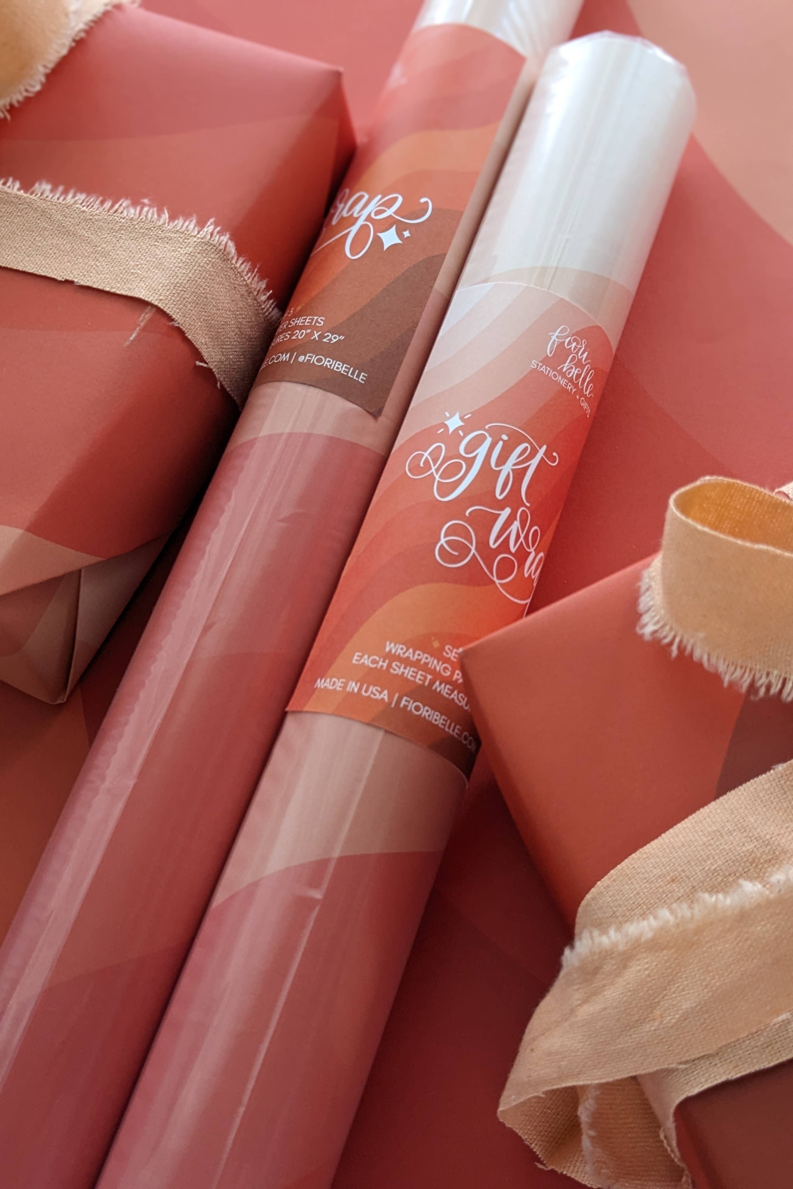 retro stripes - wrapping paper