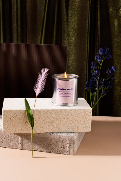 jardin noir | saffron, cedar, leather candle