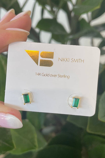 emerald stud earrings