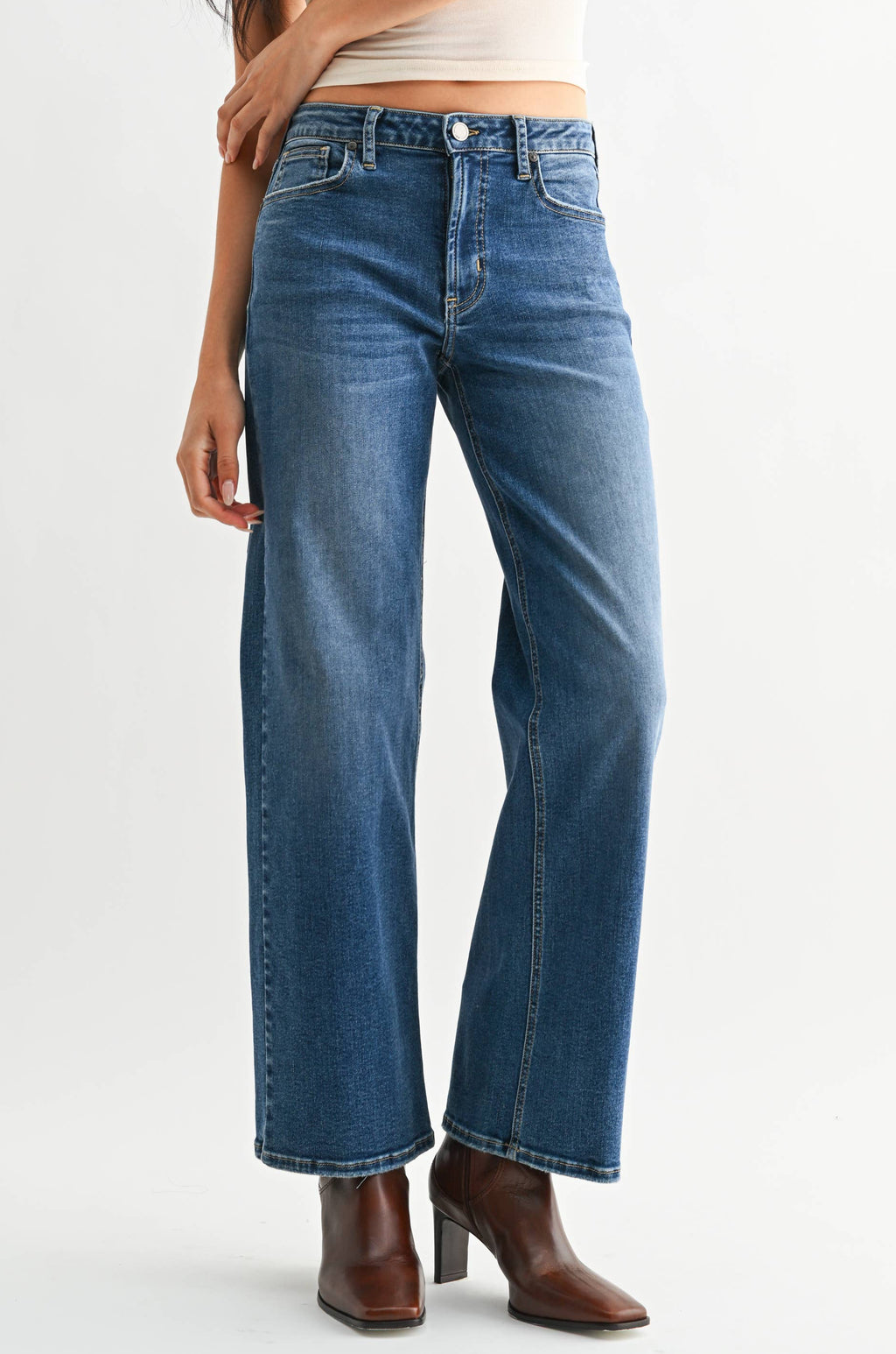 alessia jean - medium wash