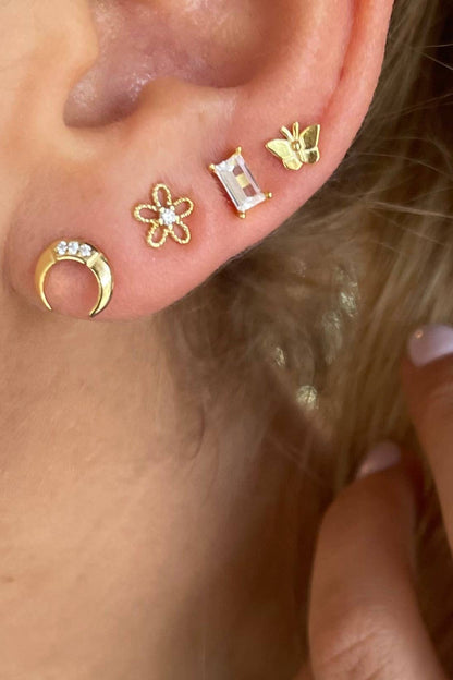 decker diamond studs