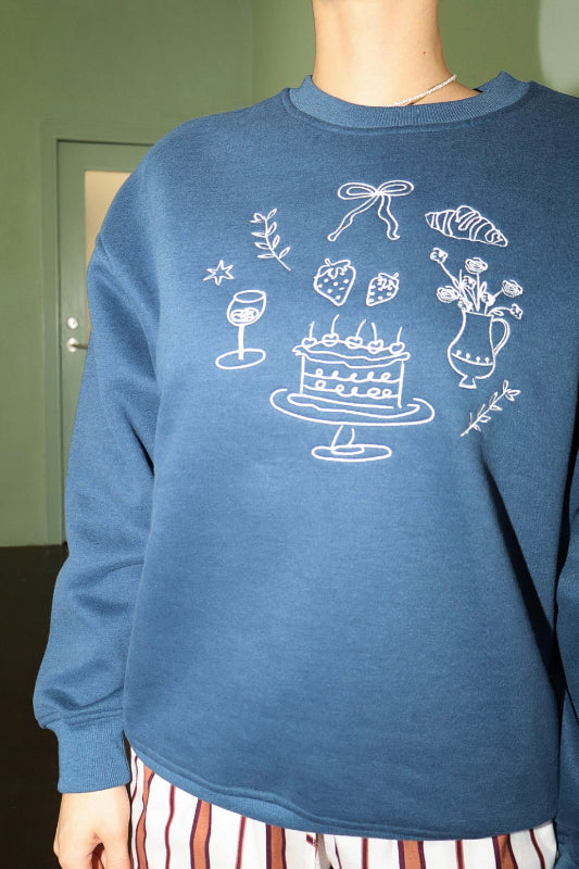 cake sweatshirt - denim