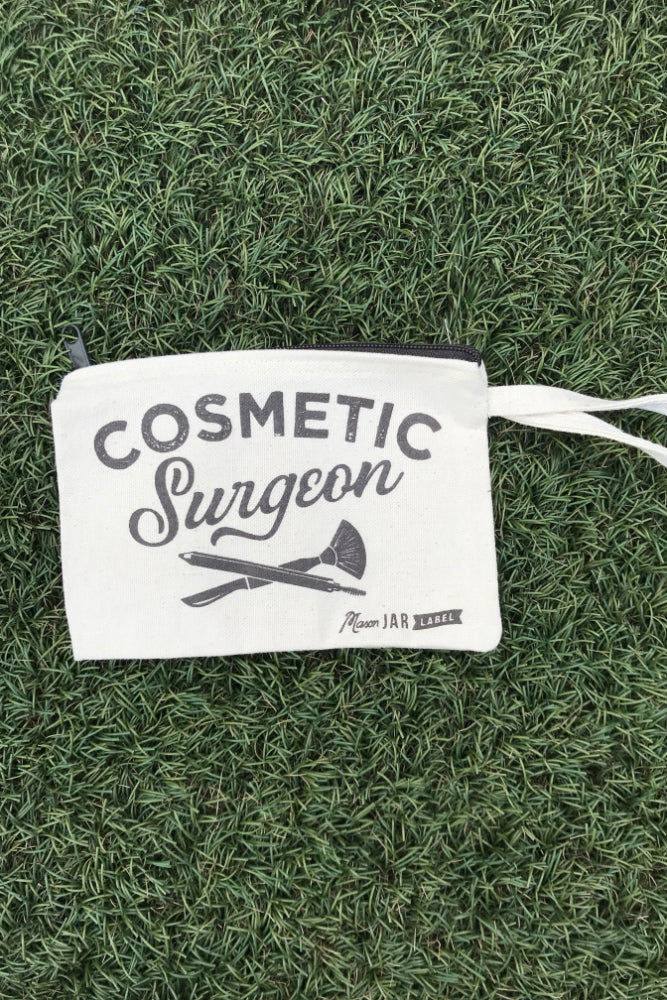 pouch - cosmetic surgeon
