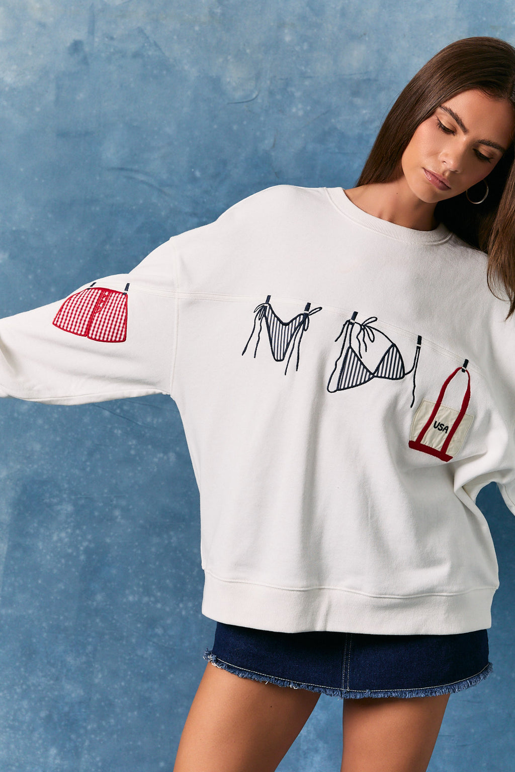 clothesline sweatshirt - white