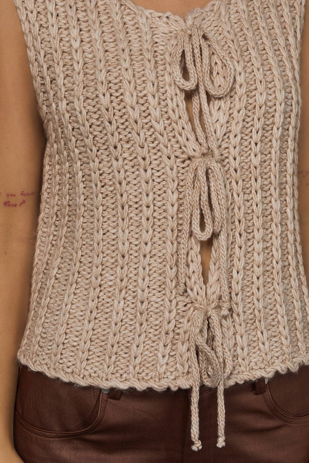 campbell sweater vest - oatmeal