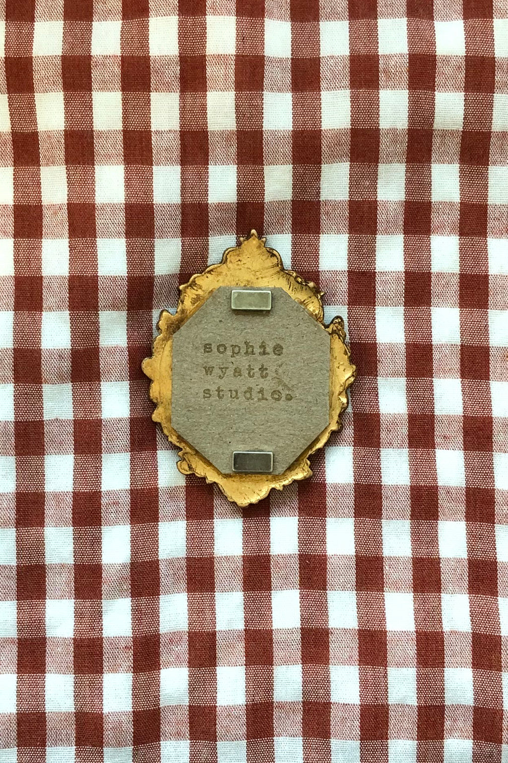 tiny gallery magnet - maybelle in the meadow