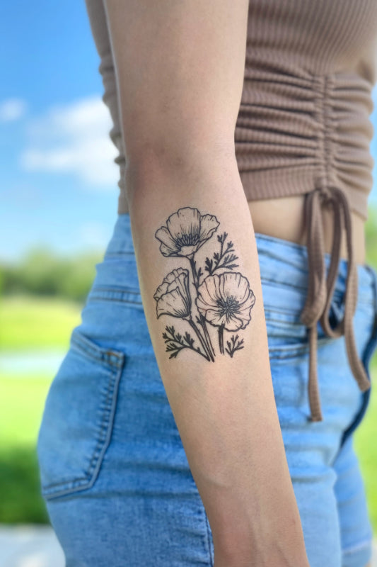 950+ Poppy Flower Tattoos Stock Illustrations, Royalty-Free Vector Graphics  & Clip Art - iStock
